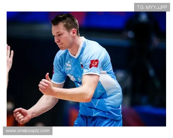 成都排球队强势领跑联赛积分榜61分优势彰显实力与团队合作精神